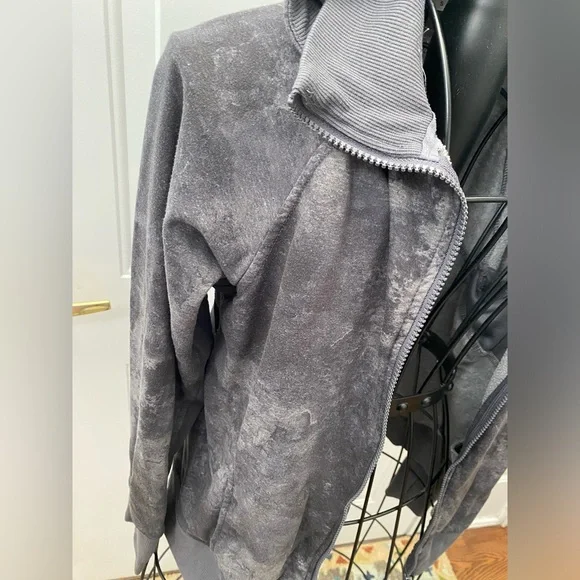 Danskin Grey Zip-up Hoodie - Picture 5 of 9